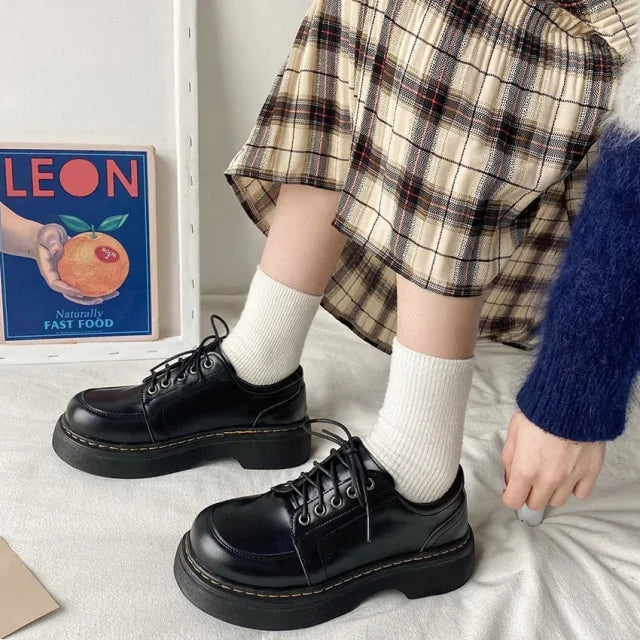 Student Girl Shoes - LuxusLinea
