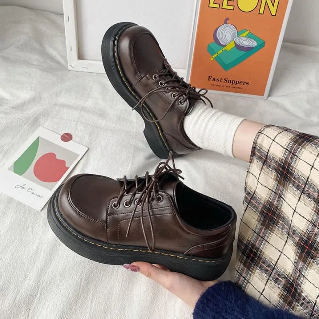 Student Girl Shoes - LuxusLinea