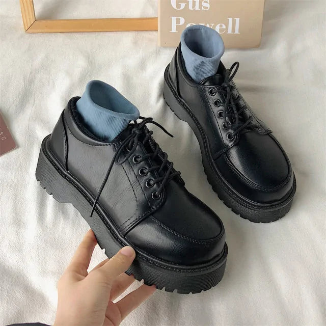 Student Girl Shoes - LuxusLinea